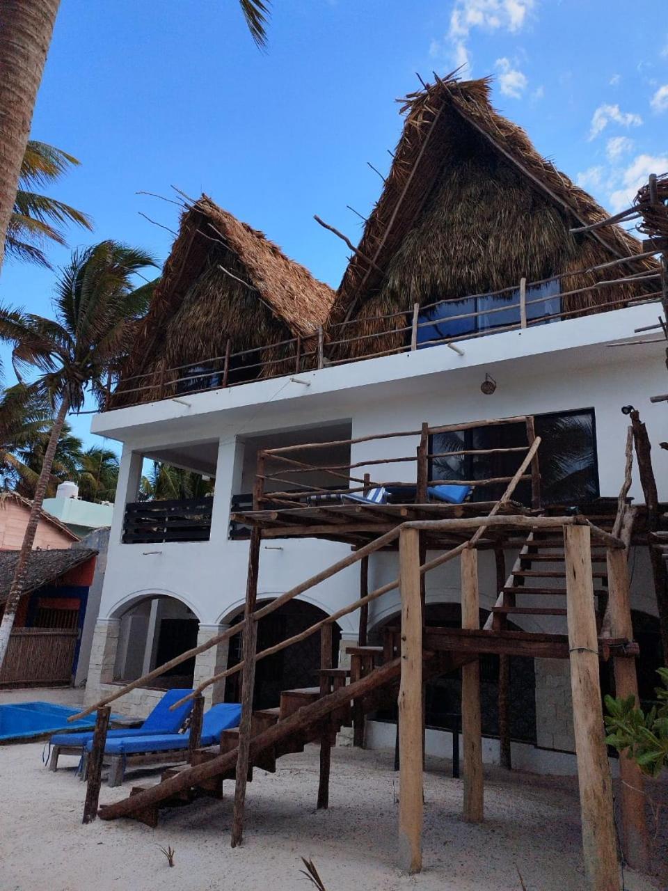 Casa Mate Beachfront Houses El Cuyo Bagian luar foto